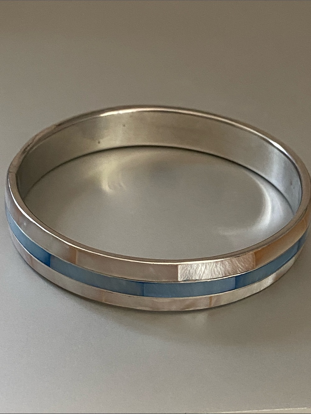 Vintage 80s Bracelet with unique mother of pearl segmented texture Inlay